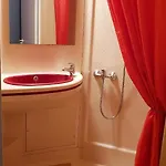 Village 17 gites, Piscine, Restaurant , 2 gites avec SPA, 4km de Conques * Conques