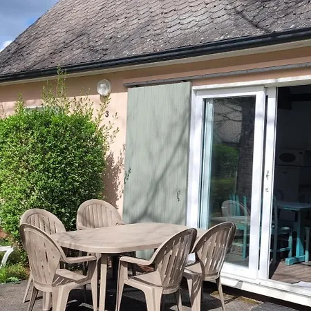 Vakantiehuis Village 17 Gites, Piscine, Restaurant , 2 Avec Spa, 3km De