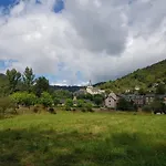 Village Nature, 19 Gites, Piscine, Jacuzzi Prive, Restaurant, A 4km De Dom wakacyjny Conques