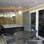 Holiday home Village Nature, 19 Gites, Piscine, Jacuzzi Prive, Restaurant, A 4Km De Conques Conques