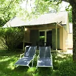 Holiday home Village Nature, 19 Gites, Piscine, Jacuzzi Prive, Restaurant, A 4Km De Conques