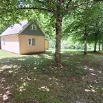 Village Nature, 19 Gites, Piscine, Jacuzzi Prive, Restaurant, A 4km De