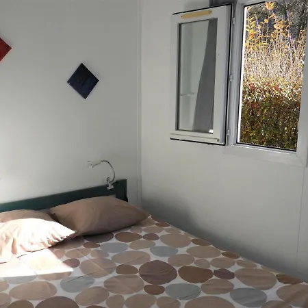 Vakantiehuis Village 17 Gites, Piscine, Restaurant , 2 Avec Spa, 4km De Conques