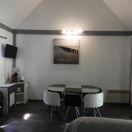 Village 17 Gites, Piscine, Restaurant , 2 Avec Spa, 4km De * Conques