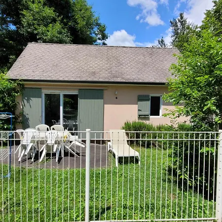 Feriehus Village Nature, 19 Gites, Piscine, Jacuzzi Prive, Restaurant, A 4km De Conques