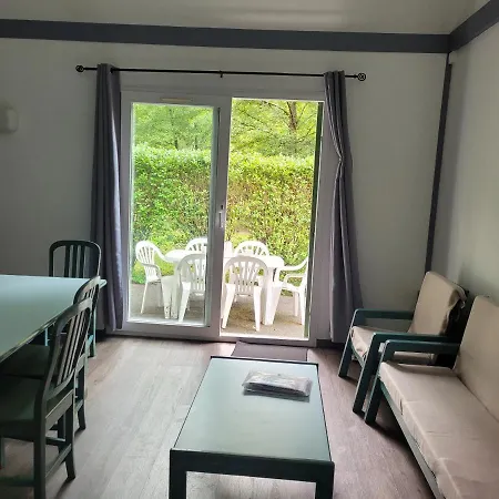 Vakantiehuis Village 17 Gites, Piscine, Restaurant , 2 Avec Spa, 4km De Conques