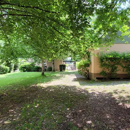 Holiday home Village 17 Gites, Piscine, Restaurant , 2 Avec Spa, 3km De *