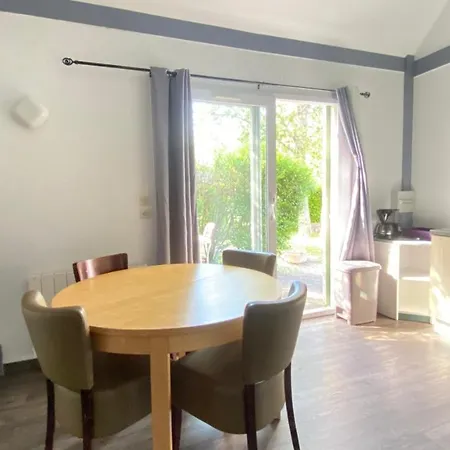 Holiday home Village 17 Gites, Piscine, Restaurant , 2 Avec Spa, 3km De Conques
