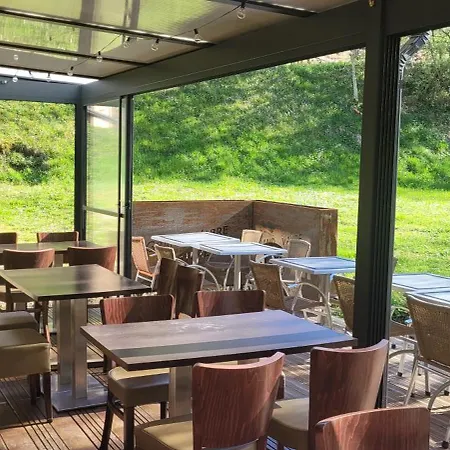 Holiday home Village 17 Gites, Piscine, Restaurant , 2 Avec Spa, 3km De *