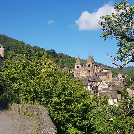 Village 17 Gites, Piscine, Restaurant , 2 Avec Spa, 3km De