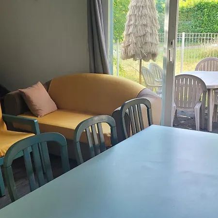 17 Famille,ou 2 Avec Spa, Piscine, Restaurant, 4km De Conques,navette Sur Demande *