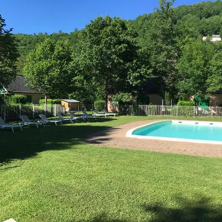 Vakantiehuis Village 17 Gites, Piscine, Restaurant , 2 Avec Spa, 4km De Conques