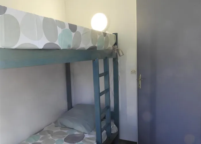 Village 17 Gites, Piscine, Restaurant , 2 Avec Spa, 4km De Feriehus *