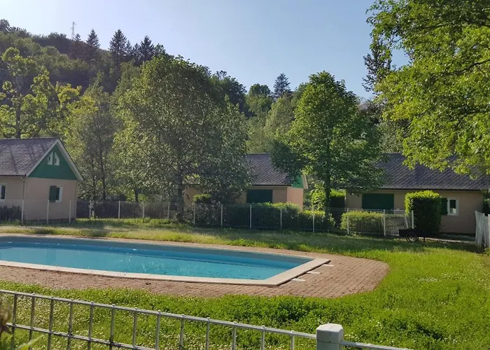 Village 17 Gites, Piscine, Restaurant , 2 Avec Spa, 4km De Feriehus Conques