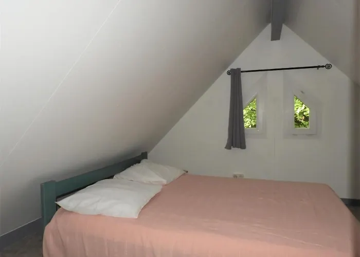 Village 17 Gites, Piscine, Restaurant , 2 Avec Spa, 4km De Feriehus