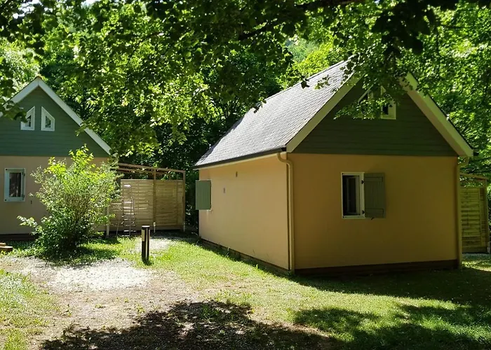 Village 17 Gites, Piscine, Restaurant , 2 Avec Spa, 4km De Feriehus Conques