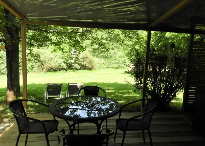 Village 17 Gites, Piscine, Restaurant , 2 Avec Spa, 4km De Feriehus