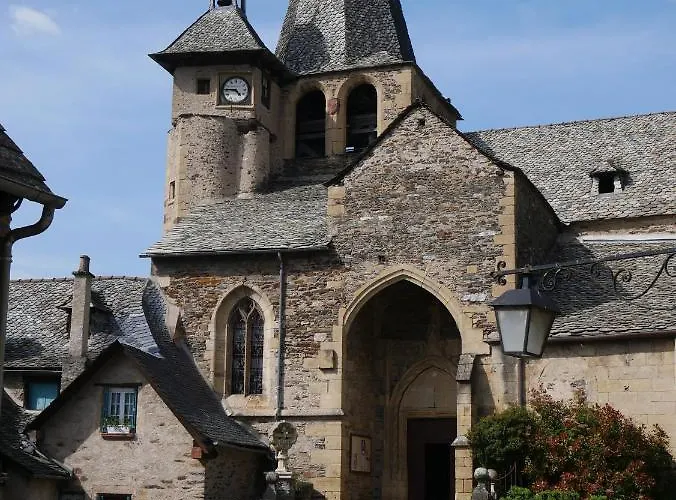 Village 17 Gites, Piscine, Restaurant , 2 Avec Spa, 4km De Conques