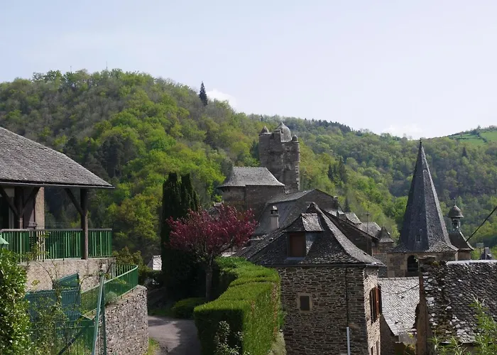 Village 17 Gites, Piscine, Restaurant , 2 Avec Spa, 4km De Feriehus *