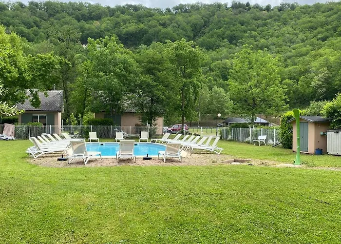 Village 17 Gites, Piscine, Restaurant , 2 Avec Spa, 4km De Feriehus Conques