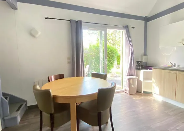 Feriehus Village 17 Gites, Piscine, Restaurant , 2 Avec Spa, 4km De Conques